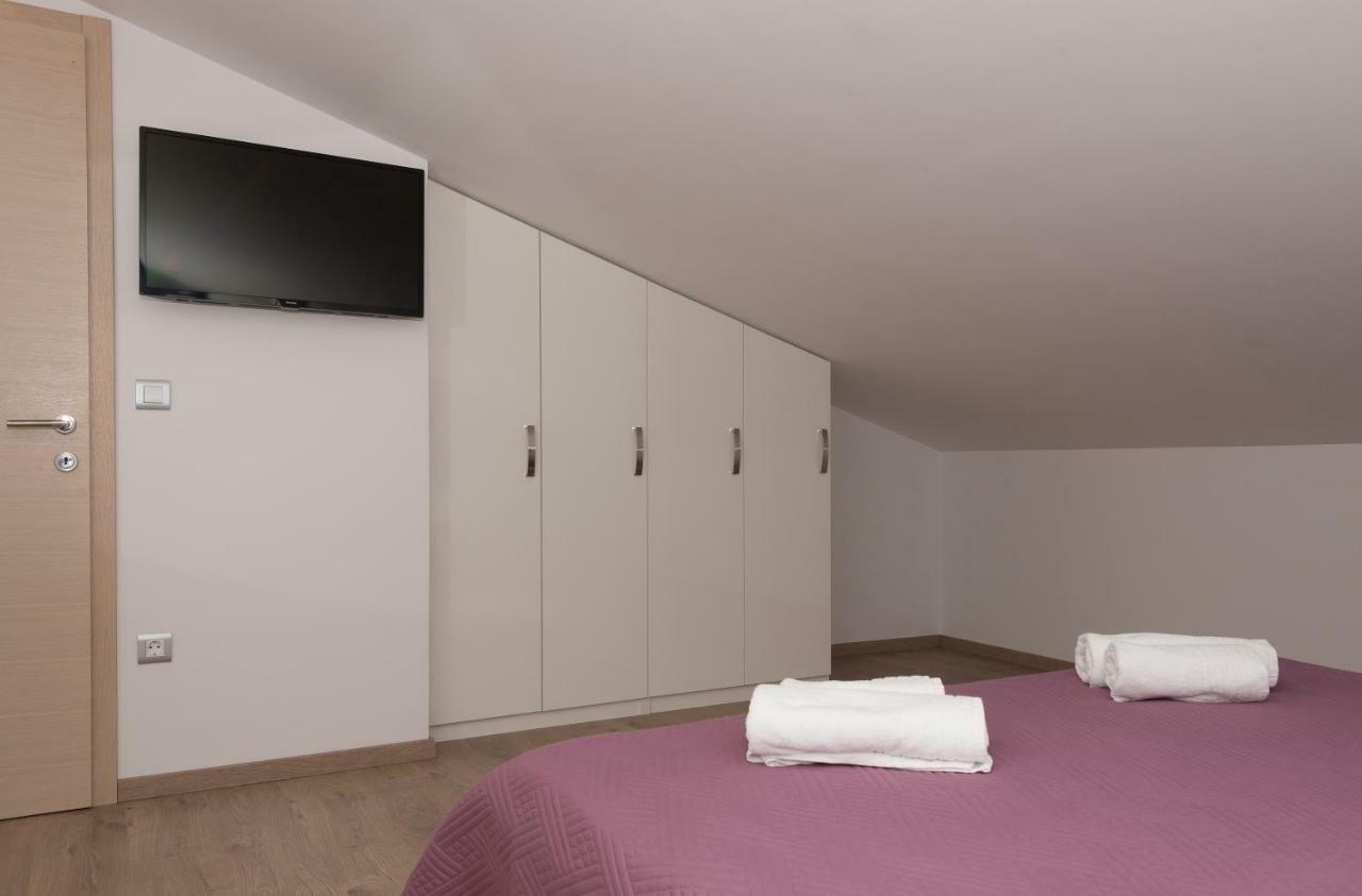 Apartmani Vujcic Makarska Exteriör bild